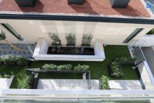  +Pauschale allinklusiv Miete+ KLIMA-HEIZUNG-INKLUDIERT* NEUEBAU-LUXUS- 2 Zimmer, West-Balkon* Ma�einbau-K�che, zugfreie Deckenk�hlung, FBH, Alarmanlage, Garage, Lift, barrierefrei