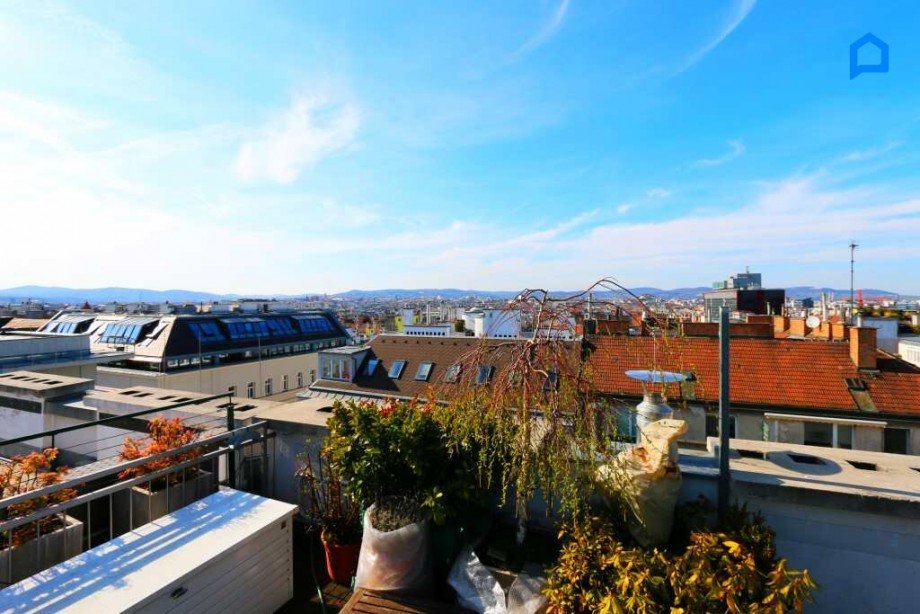  Dachgeschosswohnung Wien