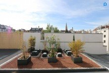  +Pauschale allinklusiv Miete+ KLIMA-HEIZUNG-INKLUDIERT* NEUEBAU-LUXUS- 2 Zimmer, West-Balkon* Ma�einbau-K�che, zugfreie Deckenk�hlung, FBH, Alarmanlage, Garage, Lift, barrierefrei
