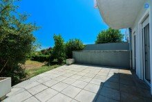  Gro�z�giges Familienhaus, 5 Zimmer, Vollkeller, Fu�bodenheizung, Gro�er Garten, Garage plus weiterer Abstellplatz, Gr�nlage