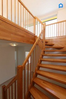  Gro�artige Dachgeschosswohnung mit 146 m� plus 21 m� Dachterrasse plus 8 m� Balkon, 4 Zimmer, KLIMA, gro�er Vorraum, Tiefgaragenplatz optional !