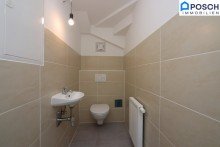  + WIE NEU+ Ger�umige - helle 3 -Zimmer Dachgeschoss Maisonette+ D+ 47,55 m� Wohnk�che + 2 Terrassen / Balkon+