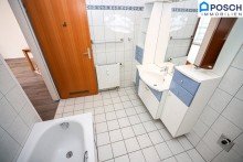  *Zentrum Schwechat, 3 Zimmer mit 12 m� Loggia mit Gr�nblick. 2. Liftstock, barrierefrei, * Flughafen Schwechat N�he*