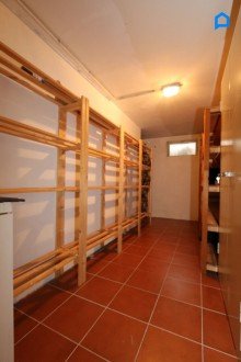  Sehr gepflegtes gro�z�giges Eckreihenhaus , Garten, Pergola, Terrasse, 4,5 Zimmer, plus Kellerr�ume, Garage