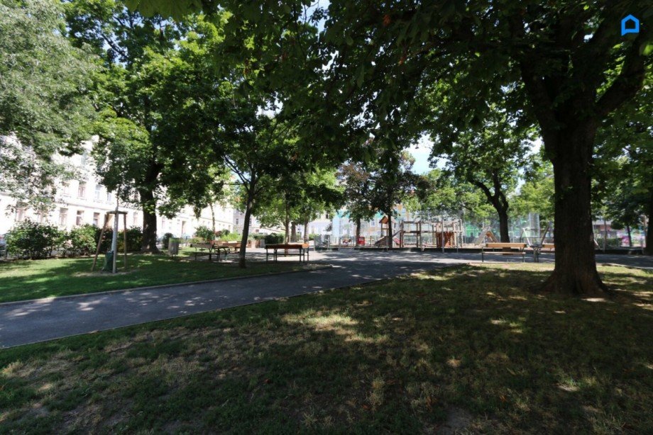  Dachgeschosswohnung Wien