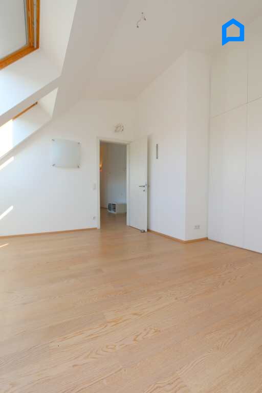  Dachgeschosswohnung Wien