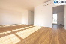  +WIE NEU+ Ger�umige - helle 3 -Zimmer Dachgeschoss Maisonette+ IC+ 47,55 m� Wohnk�che + 2 Terrassen / Balkon+