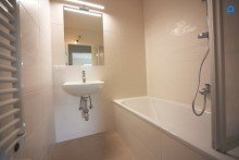 Erstbezug nach Sanierung | 3 Zimmer plus K�che| 6.OG mit Lift | neue K�che | hell & ruhig | Hofruhelage s�dseitig
