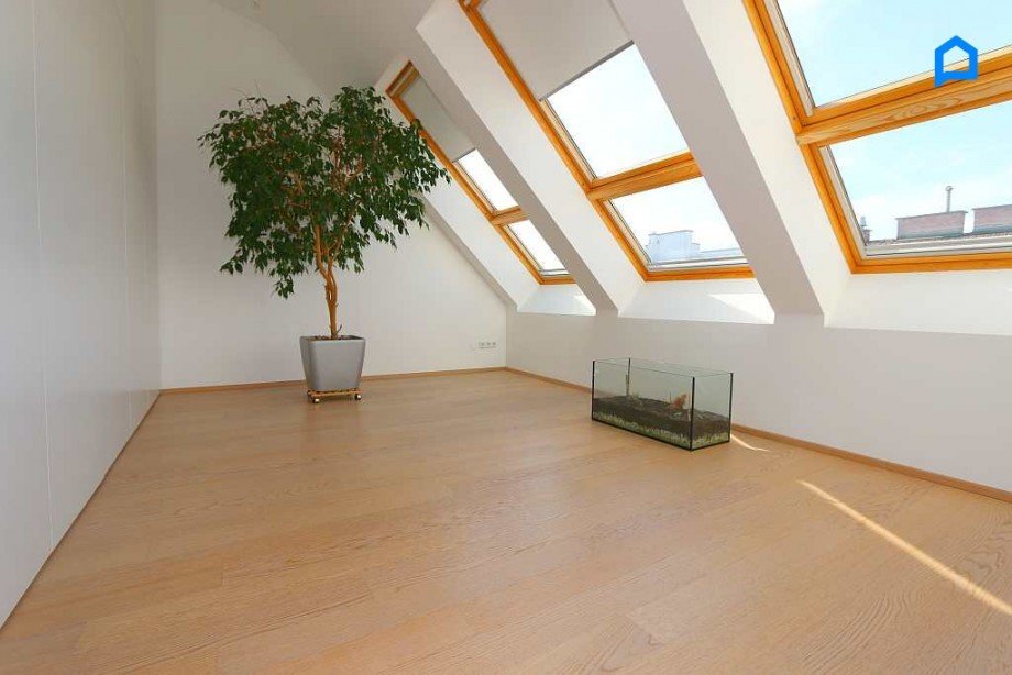  Dachgeschosswohnung Wien
