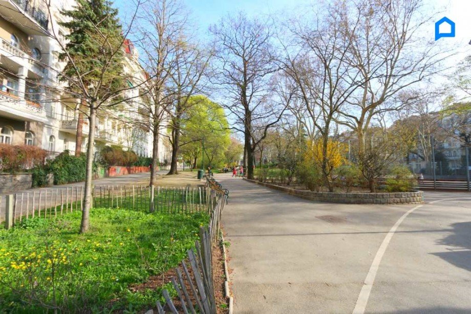  Dachgeschosswohnung Wien