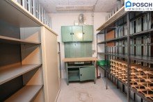  *Zentrum Schwechat, 3 Zimmer mit 12 m� Loggia mit Gr�nblick. 2. Liftstock, barrierefrei, * Flughafen Schwechat N�he*