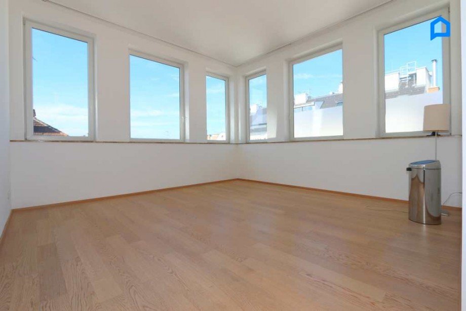  Dachgeschosswohnung Wien