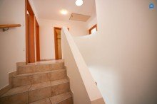  Gro�z�giges Familienhaus, 5 Zimmer, Vollkeller, Fu�bodenheizung, Gro�er Garten, Garage plus weiterer Abstellplatz, Gr�nlage