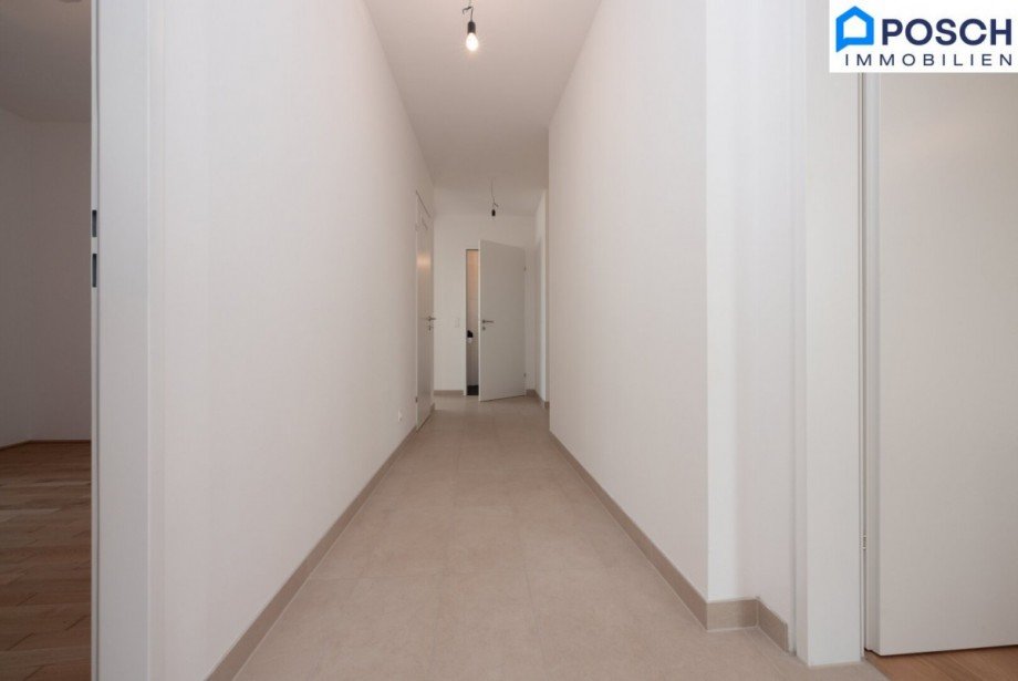  Dachgeschosswohnung Schwechat