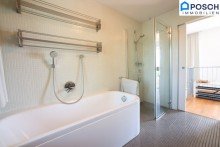  *EIGENGRUND* ca. 278 m�, STRANDHAUS ca. 83 m� Nutzfl�che, mit Garten ca 223m�, Loggia & 3 Stellpl�tzen in Gerasdorf, ! ganzj�hrig bewohnbar !D!