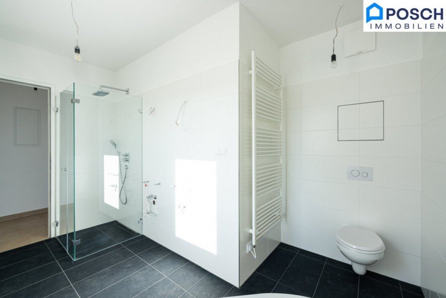  Dachgeschosswohnung Schwechat