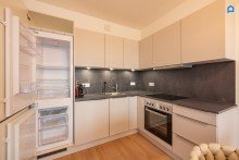  *Wien Innenstadt Blick* VIEW OVER VIENNA * Furnished apartment * 2 Zimmer * Loggia verglast * Fitness Center* All inklusiv rental * also short term*D*