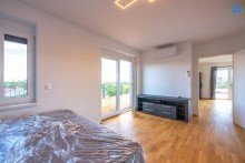  NEUWERTIG, Penthouse-Feeling mit Weitblick und gro�er Sonnenterrasse, Dachgeschoss, 2 Zimmer, Tiefgarage optional, hochwertigste Ausstattung
