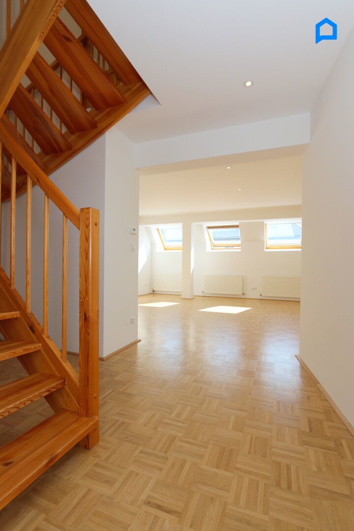  Dachgeschosswohnung Wien