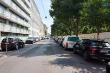  Helle, ruhige, m�blierte  2 Zimmer Wohnung mit gro�em Vorraum und separater K�che