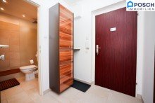  *Mit hochwertigen Materialien renovierte Ein-Zimmerwohnung* 3.Liftstock * Top-Design-Wohnk�che*