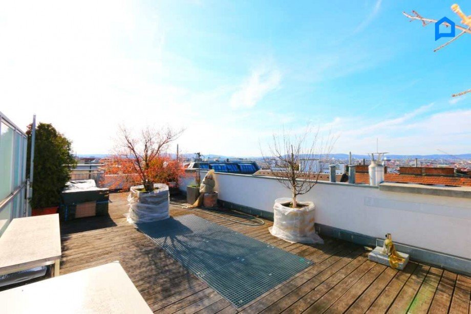  Dachgeschosswohnung Wien
