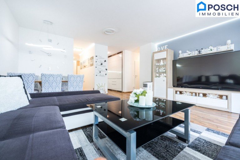  Strasshof an der Nordbahn - Ahorngasse 12 Etagenwohnung + 5 Zimmer auf einer Ebene + WEST-Balkon/ Terrasse + Neuwertig+ 360 Grad online Tour + Ruhige Eckwohnung + D+ Lift, Tiefgarage, barrierefrei, Ziegel-massiv, Ruhelage, Top Infrastruktur+