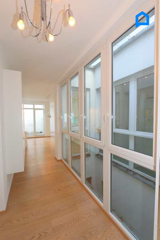  Dachgeschosswohnung Wien