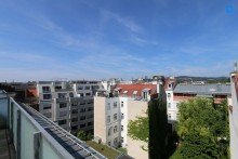  Gro�artige Dachgeschosswohnung mit 146 m� plus 21 m� Dachterrasse plus 8 m� Balkon, 4 Zimmer, KLIMA, gro�er Vorraum, Tiefgaragenplatz optional !