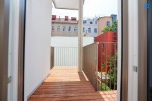 Balkon Terrasse Top 11 ERSTBEZUG, UNABH�NGIG v. fossilen Brennstoffen, kernsanierter Albau, modernste Ausstattung ab 41 m� -148m� Wohnfl�che, 2-4 Zimmer plus Nebenr�ume, Etagen- und DG Wohnungen, W�rmep. FBH,Deckenk�hlung