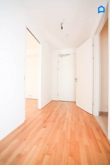  ERSTBEZUG ,Modernes 2-Zimmer-Apartment mit Balkon im 6. OG plus 12m� Balkon
