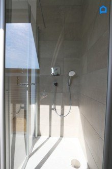  +Helle + ruhige + Dachgeschoss Maisonette+ Klimaanlage + in renoviertem Jahrhundertwendehaus+Komplett sanierter Erstbezug + 4.Liftstock +  Kellerabteil+
