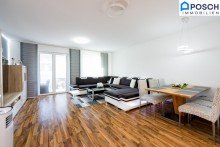  + NEUWERTIGST + 5 Zimmer * auf einer Ebene* ruhige Eckwohnung, *IC* WEST-Balkon/ Terrasse, Lift, Tiefgarage, barrierefrei, Ziegel-massiv, Ruhelage, Top Infrastruktur !!